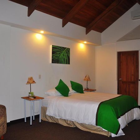 Legacy Boutique Hotel Quesada  Ruang foto