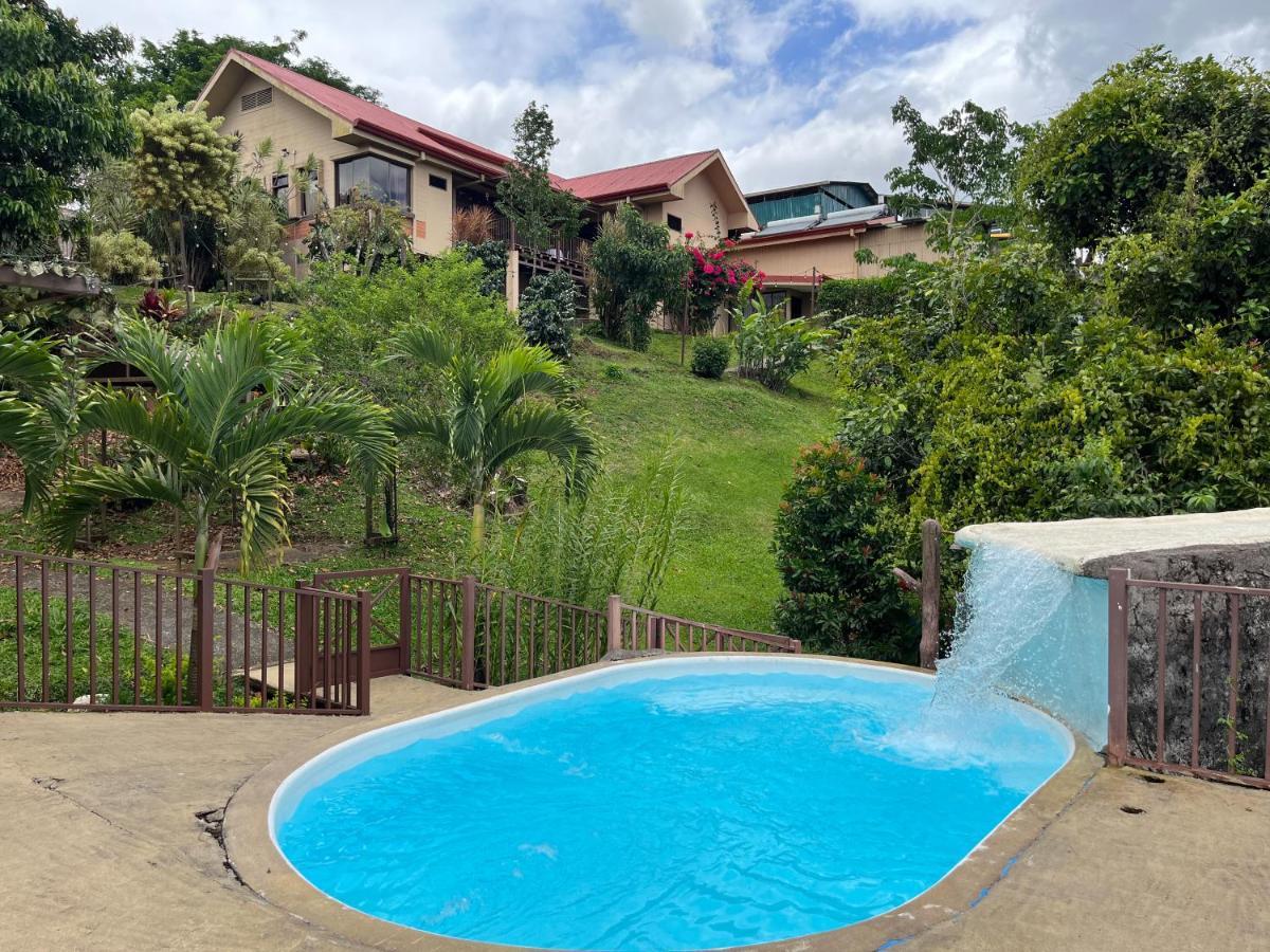 Legacy Boutique Hotel Quesada  Bagian luar foto